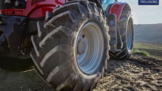 Quatre nouvelles dimensiosn adaptées aux tracteurs de moyenne et forte puissance viennent compléter la série TM800. Quatre nouvelles dimensiosn adaptées aux tracteurs de moyenne et forte puissance viennent compléter la série TM800.