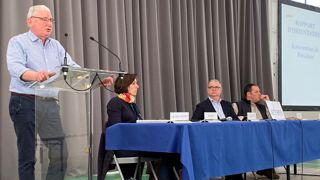 Pour sa dernière campagne comme président de Laitnaa, Henri Brichart a souligné les perspectives économiques favorables au prix du lait payé aux adhérents, lors de l'assemblée générale du 4 avril 2025. Pour sa dernière campagne comme président de Laitnaa, Henri Brichart a souligné les perspectives économiques favorables au prix du lait payé aux adhérents, lors de l'assemblée générale du 4 avril 2025.