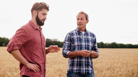 Vous êtes en pleine transmission de votre ferme : comment ça se passe avec le(s) repreneur(s) ? Dites-nous en commentaires ! Vous êtes en pleine transmission de votre ferme : comment ça se passe avec le(s) repreneur(s) ? Dites-nous en commentaires !