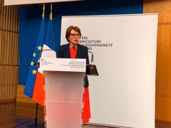 « Le combat va être difficile car d’autres priorités se sont interposées, je pense en priorité aux impératifs de défense […] Ce combat, je le mènerai », a promis la ministre de l4agriculture, Annie Genevard.