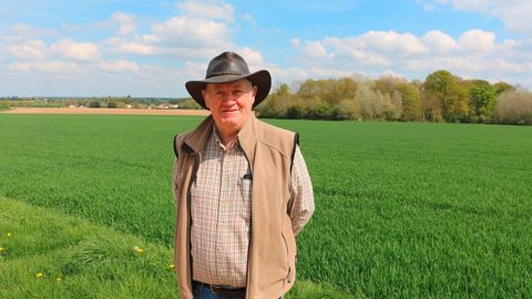 Thierry Maillier fait le point sur les atouts et les inconvénients du sorgho grain, selon son expérience.