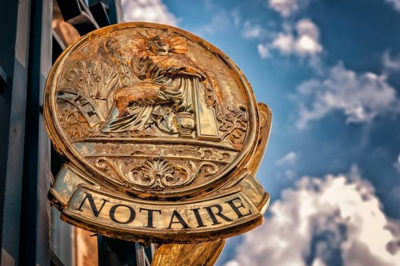 Si tous les indivisaires sont d’accord, il est possible de vendre la propriété dans son ensemble.