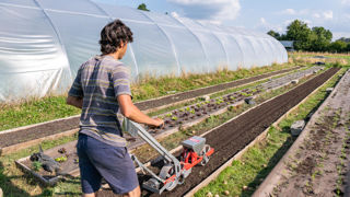 De l'eau fraîche doit être mise à disposition des salariés. De l'eau fraîche doit être mise à disposition des salariés.