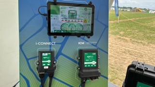 Jal test, importé par Latitude GPS, propose une solution pour passer ses machines en Isobus.