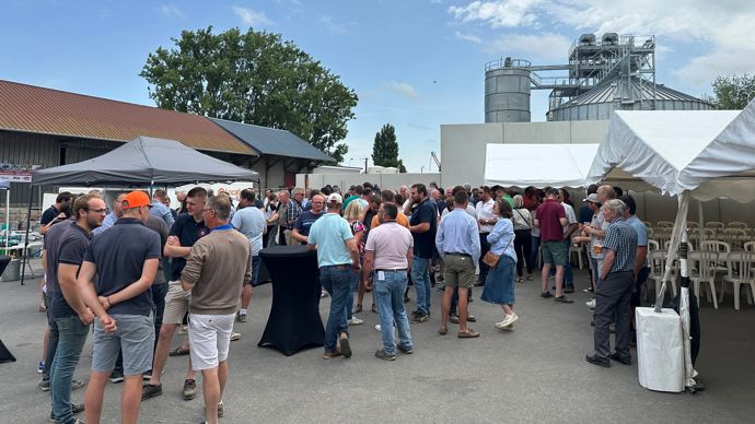 Mercredi 25 juin, les adhérents de la coopérative Calipso ont pu découvrir le nouveau site de stockage d'Oisemont (Somme).