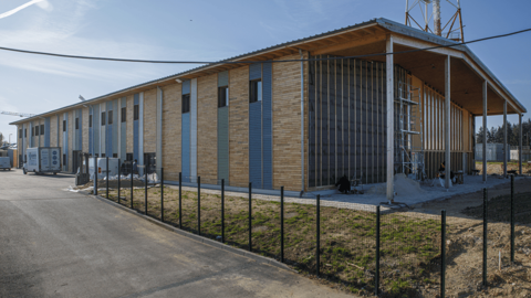 La Halle du réemploi solidaire, portée par l'association REED, est un des lauréats de l'appel à projets « Chantiers réemploi » 2024. La Halle du réemploi solidaire, portée par l'association REED, est un des lauréats de l'appel à projets « Chantiers réemploi » 2024.