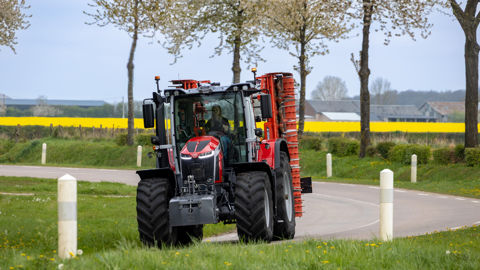 La série MF8S Xtra propose une surpuissance de 20 ch et plus de confort pour l'opérateur.