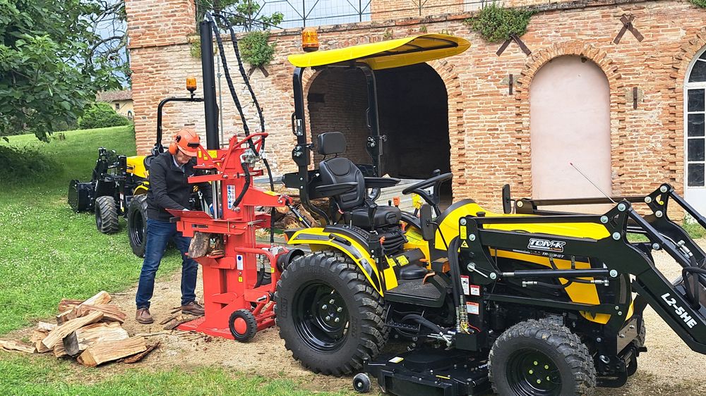 Temver accompagne les machines de la marque Tom-K avec différents outils de travail.