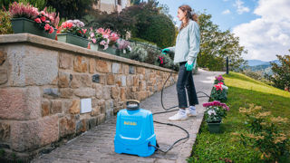 Les nouveaux pulvérisateurs Matabi à batterie amovible ont des volumes de 10 et 15 litres.