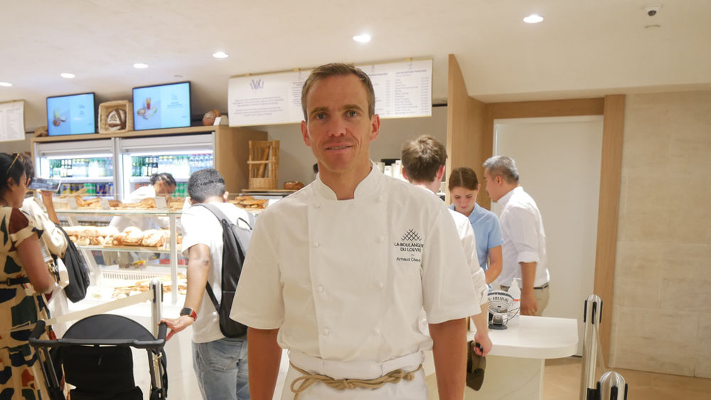 Le boulanger Arnaud Chevalier, à la tête de La Boulangerie du Louvre.