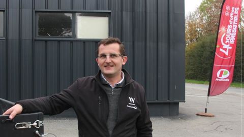 En 2022, Geoffroy Houette a repris l’entreprise Werschuren. Ce distributeur ne commercialise pas de tracteurs mais uniquement des outils d’accompagnement. En 2022, Geoffroy Houette a repris l’entreprise Werschuren. Ce distributeur ne commercialise pas de tracteurs mais uniquement des outils d’accompagnement.