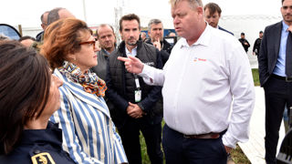 La ministre de l'Agriculture a échangé avec des représentants de Tereos le 2 septembre à Innov-Agri.