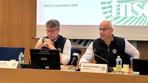 Hervé Lapie et Arnaud Rousseau lors de la conférence de presse de rentrée de la FNSEA, le 2 septembre Hervé Lapie et Arnaud Rousseau lors de la conférence de presse de rentrée de la FNSEA, le 2 septembre