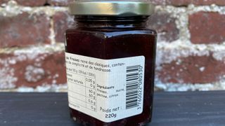 Derrière chaque code barre se trouve un identifiant unique, le GTIN. Il permet d’accéder aux ventes en grande distribution et dans certains magasins de producteurs. Derrière chaque code barre se trouve un identifiant unique, le GTIN. Il permet d’accéder aux ventes en grande distribution et dans certains magasins de producteurs.