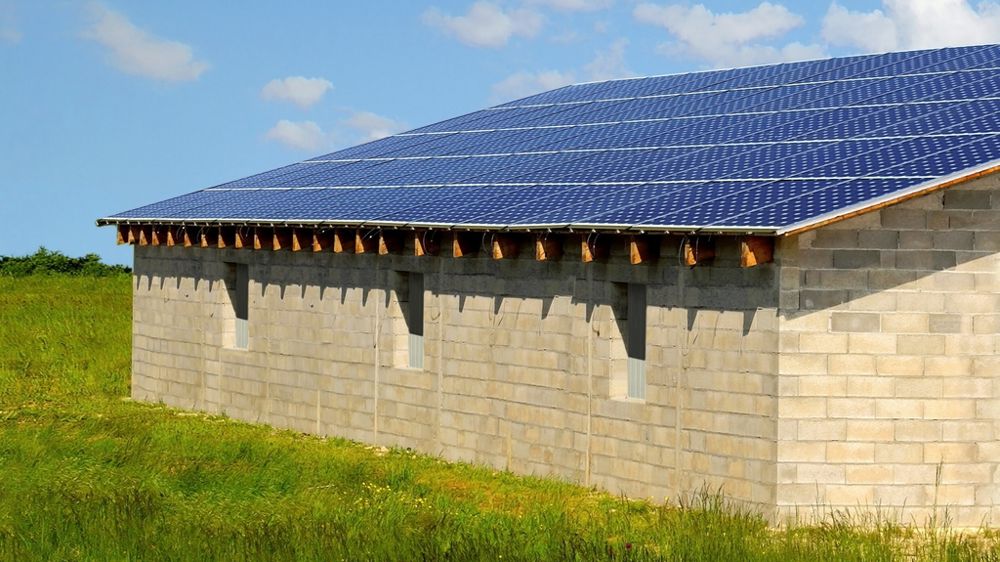 Depuis mars les règles de soutien aux installations photovoltaïques sur bâtiment ou ombrière ont changé.