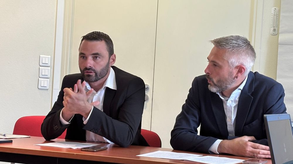 Pierrick Horel président de JA et Quentin Le Guillous secrétaire général de JA le 11 septembre à Paris.