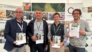 (De gauche à droite) Jérôme Caillé, Benoît Verrier, Martin Guerre et Benjamin Fitoussi ont présenté les mesures de relance du bio pour La Coopération Agricole. (De gauche à droite) Jérôme Caillé, Benoît Verrier, Martin Guerre et Benjamin Fitoussi ont présenté les mesures de relance du bio pour La Coopération Agricole.