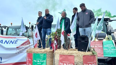 Arnaud Rousseau lors de la mobilisation FNSEA-JA le 26 septembre à Versailles.