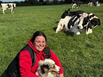 Aline Lurson jeune éleveuse de vaches laitières