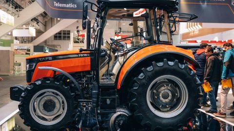 Tafe produit des tracteurs de 24 à 100 chevaux. Tafe produit des tracteurs de 24 à 100 chevaux.