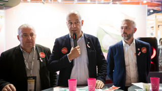 De gauche à droit, Patrick Bénézit (FNB), Arnaud Rousseau (FNSEA), Quentin Le Guillous (JA). De gauche à droit, Patrick Bénézit (FNB), Arnaud Rousseau (FNSEA), Quentin Le Guillous (JA).