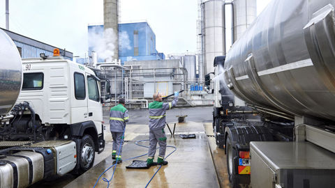 Le premiers correctifs ne suffisent pas à La Coopération Agricole, qui réclame en plus d’une révision des modalités de redevances, un échelonnement des hausses pour les rendre « progressives et acceptables ». Le premiers correctifs ne suffisent pas à La Coopération Agricole, qui réclame en plus d’une révision des modalités de redevances, un échelonnement des hausses pour les rendre « progressives et acceptables ».
