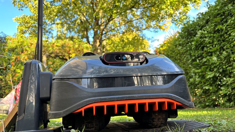 Yardforce Revola iVR16 : le roi de la grimpette ! 