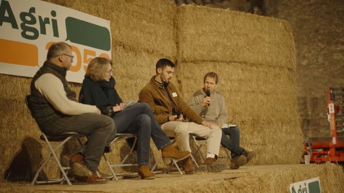 Jean-Marc Jancovici, expert du climat et des enjeux de décarbonation, animait un débat sur la transition agricole lors du lancement du réseau Agri 2050, samedi 29 novembre 2025.