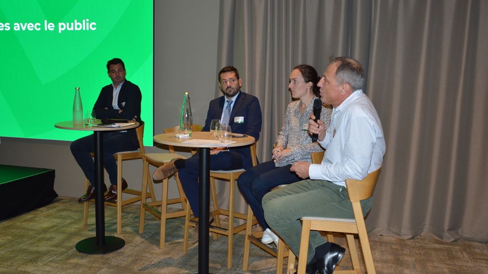 « Trouver le modèle économique prend du temps, mais il y a des opportunités », a témoigné Nicolas Lecat, DG de RAGT Plateau central, lors d’une table ronde aux côtés de Justine Hamon (Ceresco), Julien Marchal (Miraïa) et Charles Puech (Veolia), de droite à gauche.