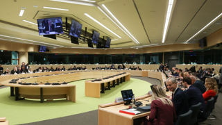 Malgré des arguments fondés sur un constat statistique des inégalités de revenus au sein du secteur agricole européen, l’idée d'un ciblage du soutien au revenu agricole a suscité de vives contestations parmi les États membres.