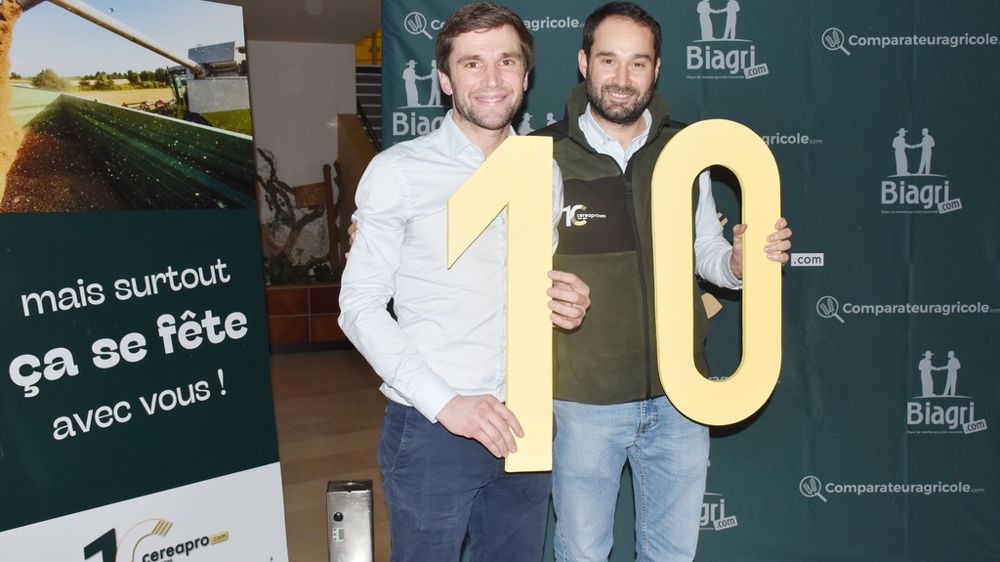 Pierre-Antoine Foreau et Vincent Guilhem de Pothuau, cofondateurs de Cereapro.com, mardi 16 décembre, à Châteaudun (Eure-et-Loir).