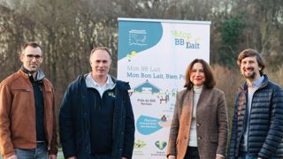 Sébastien Heurbize secrétaire de l’APBO Yoann Lézé président Anne-Sophie Carrier directrice générale de Bel France et Simon Bonnet directeur achats amonts laitiers.