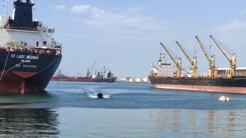 Dakar a été classé meilleur port à conteneurs d'Afrique subsaharienne en 2024 par la Banque mondiale et S&P Global Market Intelligence..