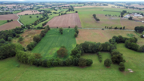 Une obligation réelle environnementale (ORE) constitue un engagement volontaire attaché à un bien foncier.