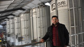 Benoît Fleuriet a opté pour six cellules afin d'alloter des petits volumes bio. Il peut piloter son installation de son téléphone.