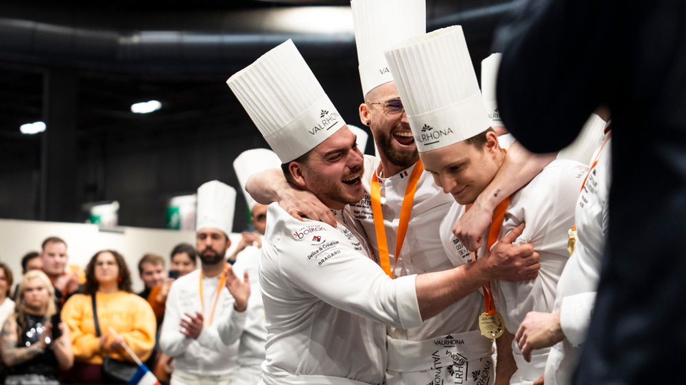 L'équipe française au moment de l'annonce de sa victoire.