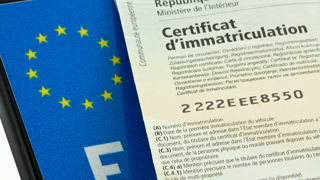 Si vous déménagez, veillez à procéder au changement d’adresse sur le certificat d’immatriculation de votre véhicule.