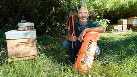 Apiculteur en Camargue et dans les Alpilles, Gwenael Wasse est aussi plongeur en apnée.
