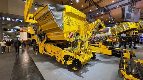 Ropa intègre en option, un essieu intégralement motorisé sur son arracheuse Keiler 2 RK22.