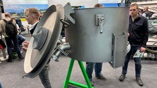 Le modèle Sepafix SPF 250 ne pèse que 78 kg, il est donc facilement transportable.