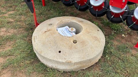 Le Bouclhydrant est un dispositif pour protéger les bornes d'irrigation affleurantes.