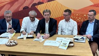 Les associations spécialisées des grandes cultures de la FNSEA déplorent la position de la présidente de la Commission européenne, qui souhaite, selon elles, maintenir le MACF.