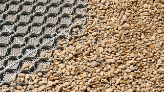 PERMAB : stabilisateur de gravier carrossable 44 t pour paysagistes