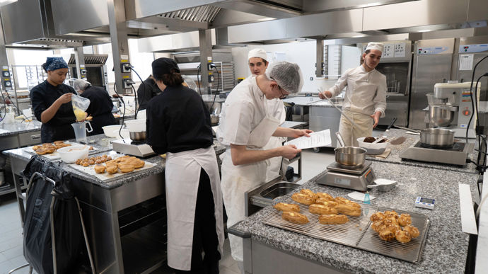 Brevet de maîtrise, certificat de spécialisation : et si vous complétiez votre formation initiale ? - Formations