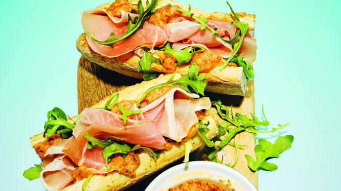 Jambon cru, pesto rosso, roquette - Recettes