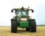 John Deere 6930 Premium au champ.