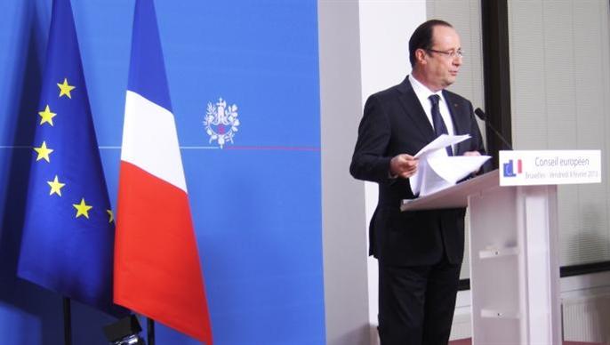 François Holande  à Bruxelles présentant les grandes lignes de l'accord budgétaire pour l'Europe pour 2014/2020
