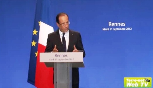 François Hollande lors de l'inauguration du Space en septembre 2012. Le président de la République, ancien élu de Corrèze, a étonné, dès son élection, les leaders de la profession agricole, par sa connaissance des dossiers agricoles. Peu populaire auprès des agriculteurs, il est un recours pour les responsables professionnels.