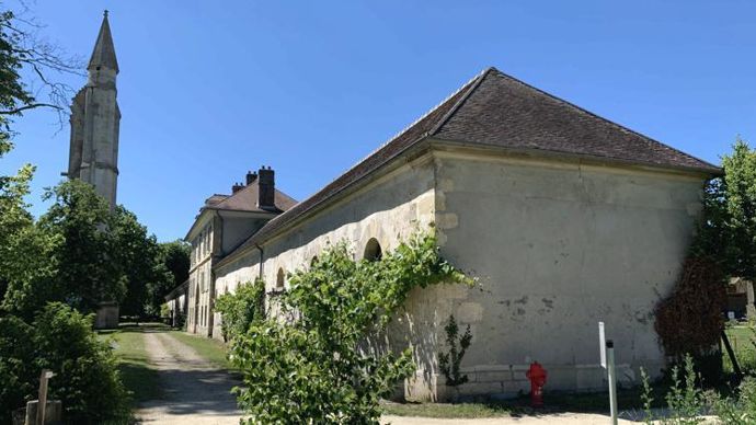 12.Mais visiter les jardins, c’est aussi découvrir l’ensemble du bâti historique de Royaumont… ©P.Fayolle