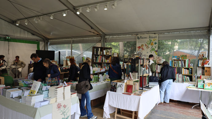 La nouvelle « librairie-café », qui a accueilli 26 auteurs en signature, a remporté un franc succès.